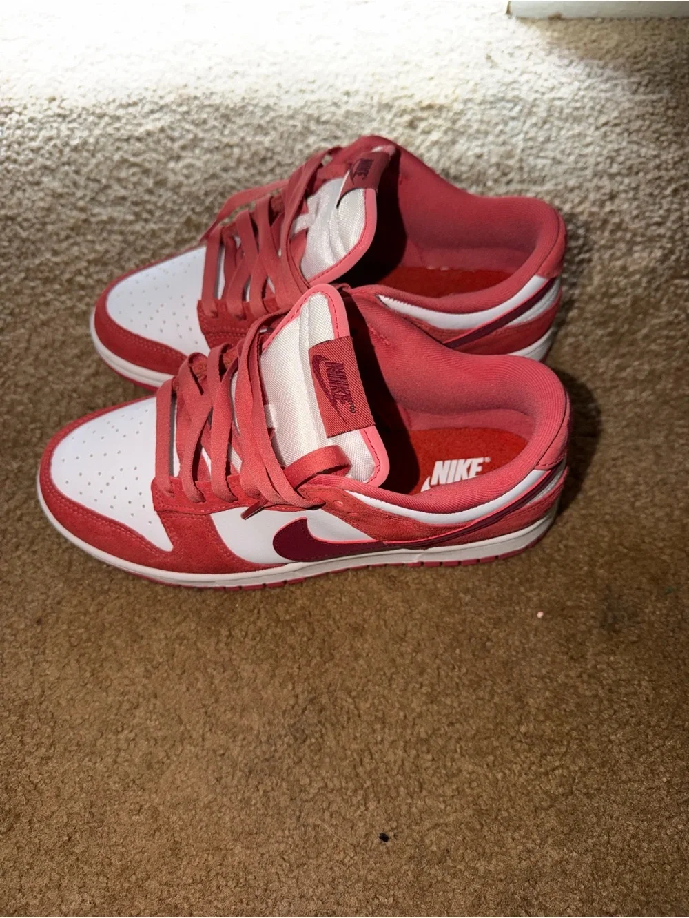 Women Nike Dunk Valentine 2024